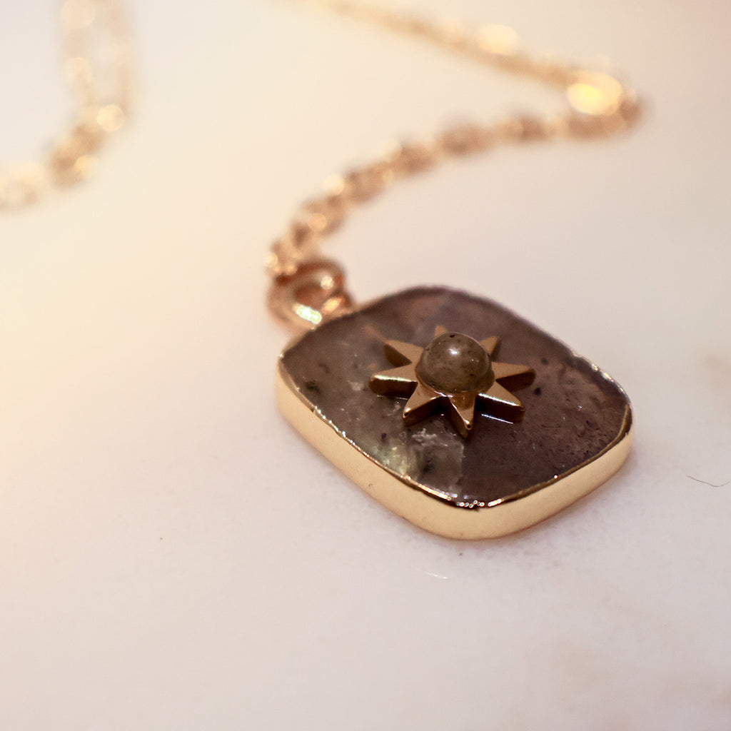 Glowy Sun-Kiss Necklace